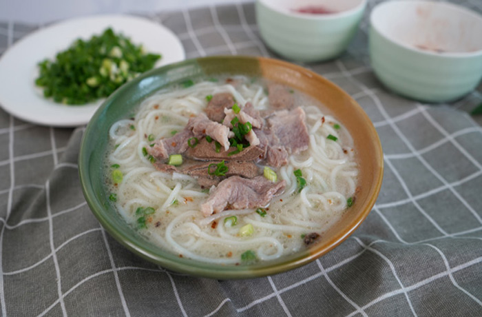 东乌珠穆沁原味汤粉王培训
